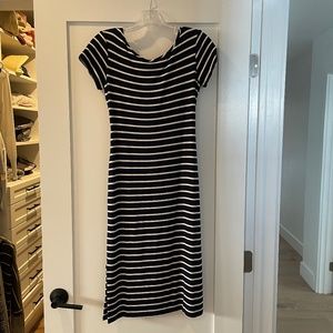 Amour Vert Striped Dress with Twist Back
